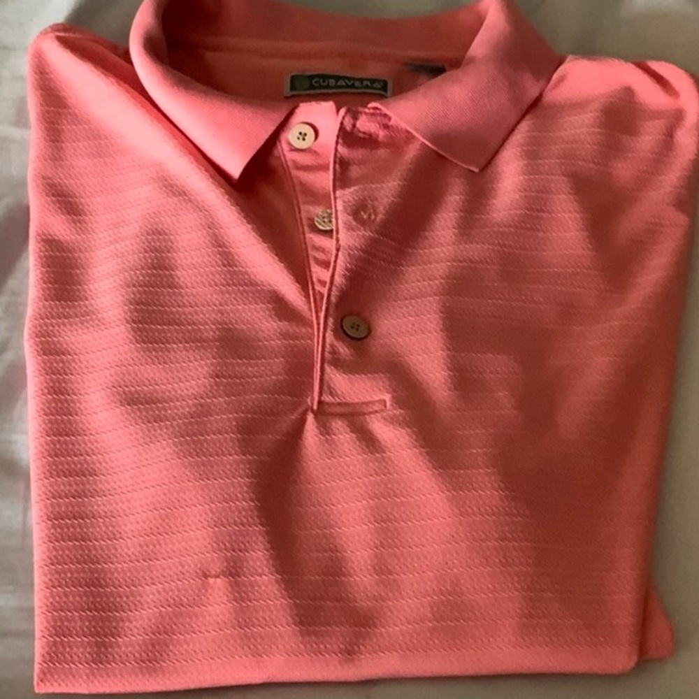 Men’s polo shirt in good condition.